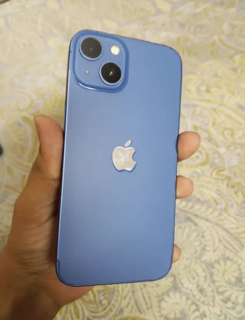 Apple iPhone 13 1