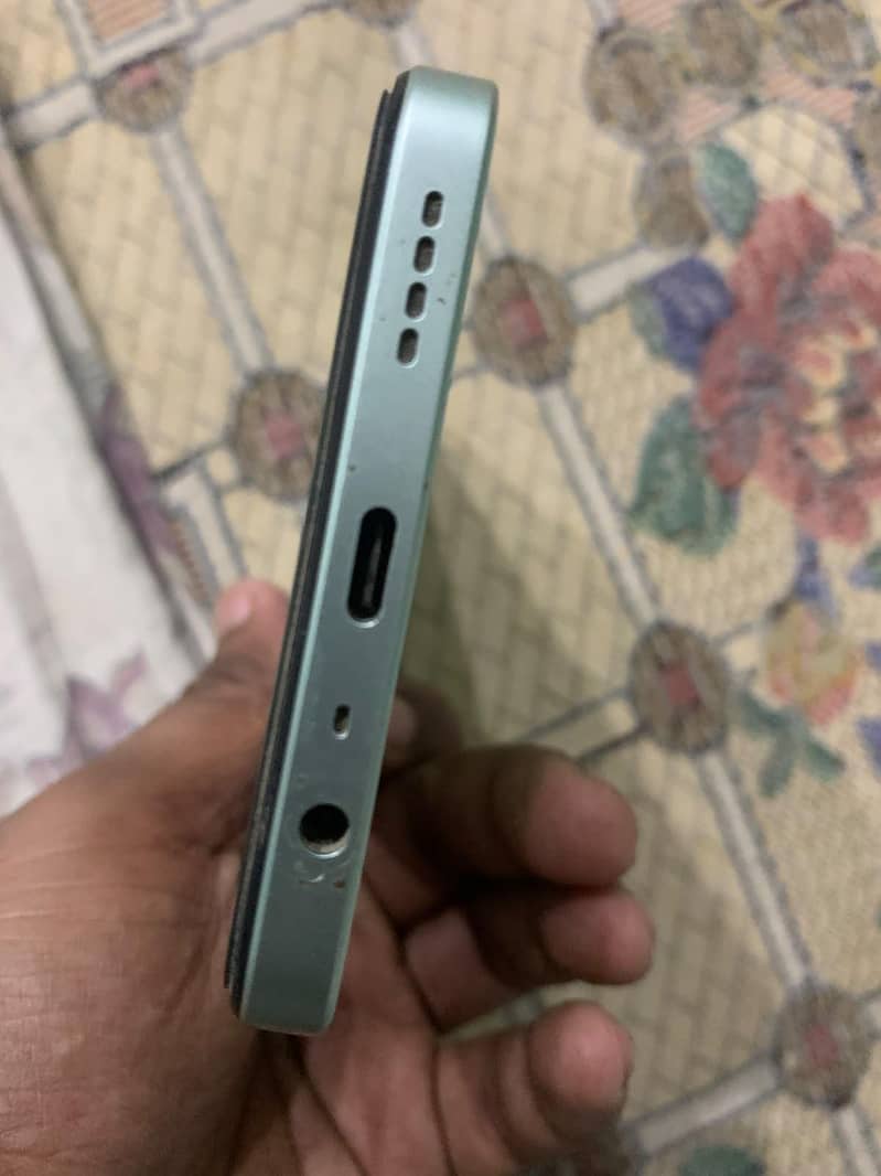 Realme Note 60x 3