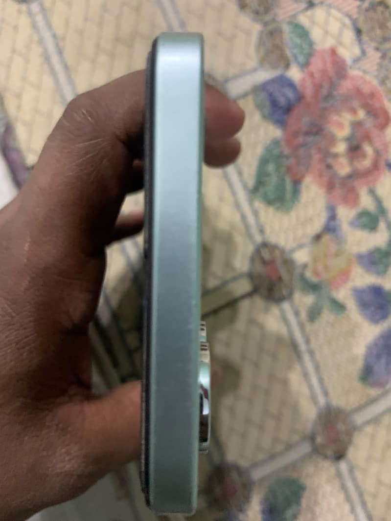 Realme Note 60x 4