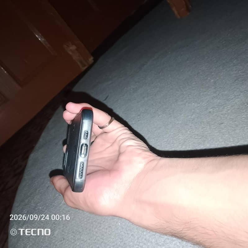Apple iPhone 11 pro 2