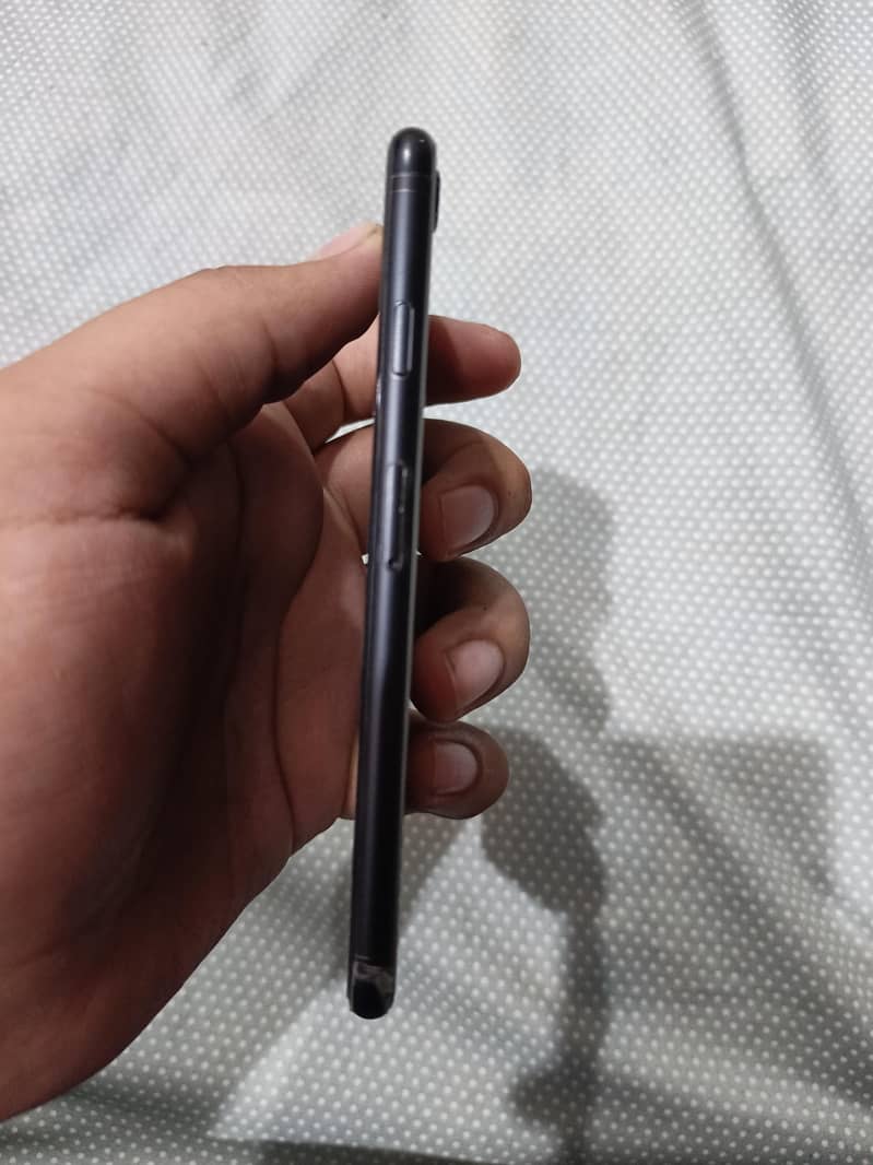 Apple iPhone SE 2