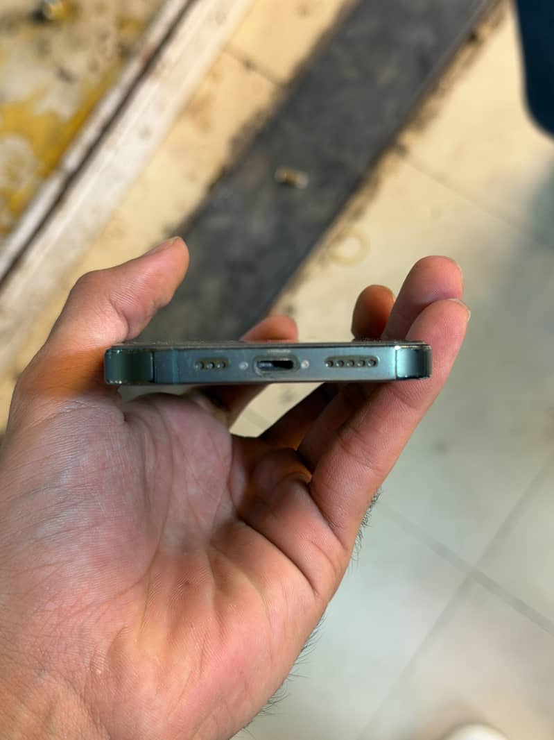 Apple iPhone 13 Pro 5