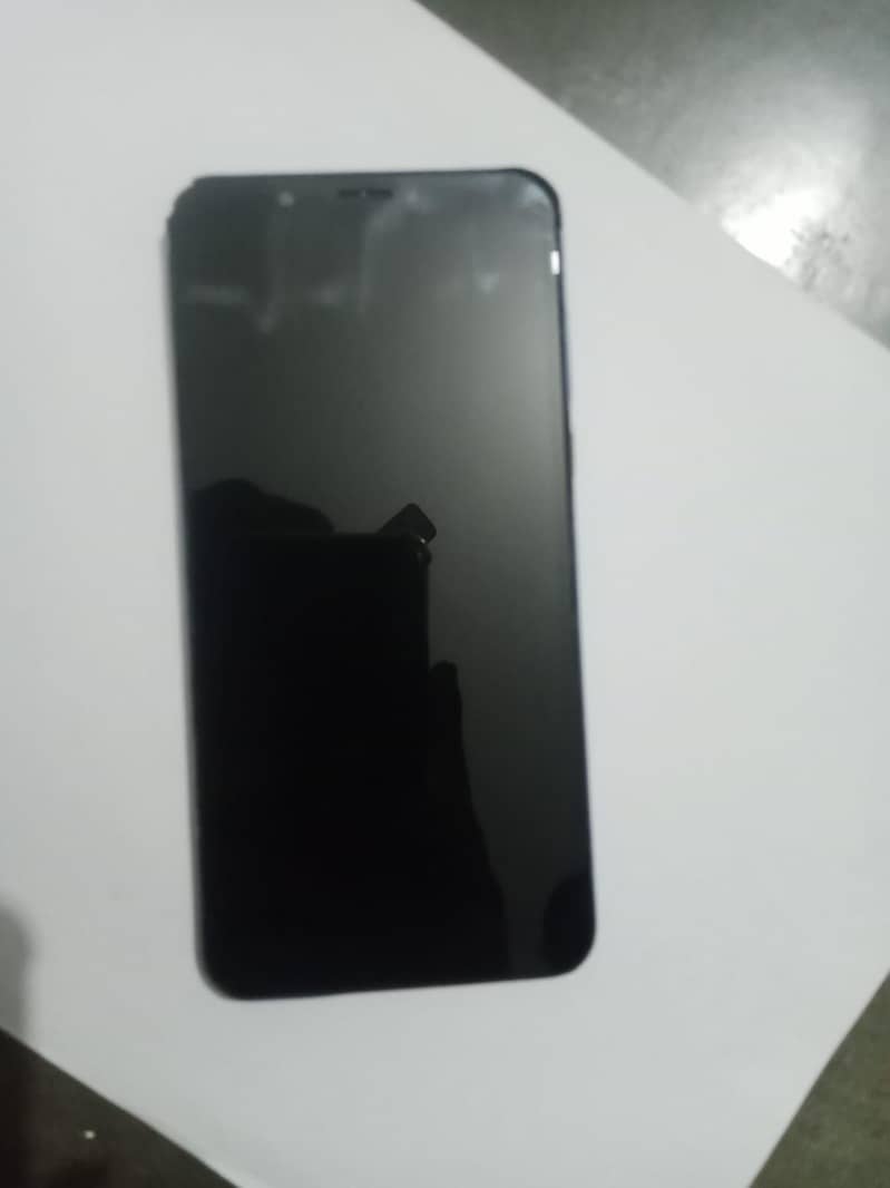 Honor 7C 4