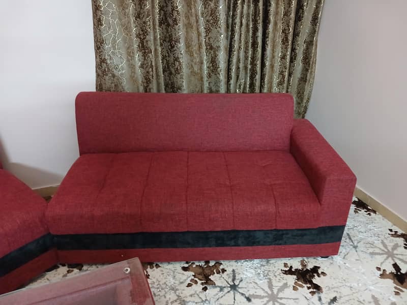 4 Seater Sofa Set With Table 3