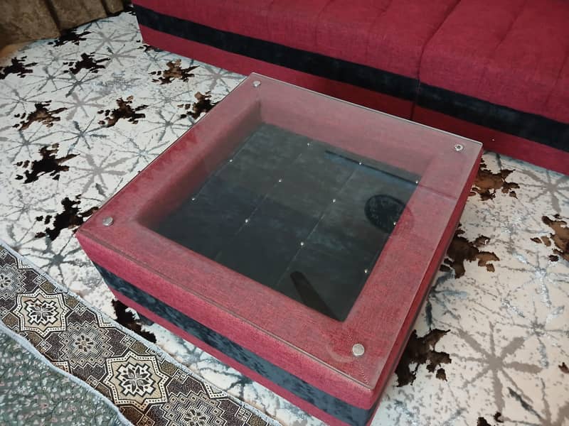 4 Seater Sofa Set With Table 4