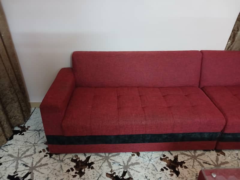 4 Seater Sofa Set With Table 7