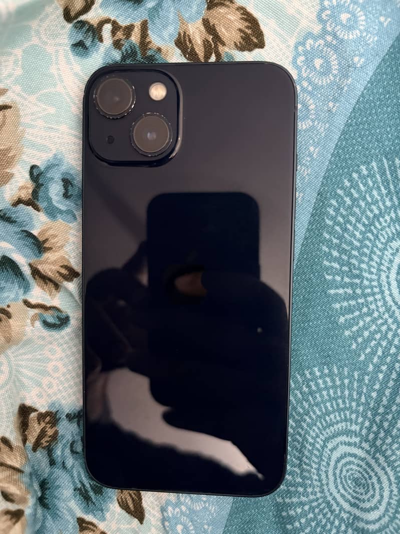 Apple iPhone 13 7