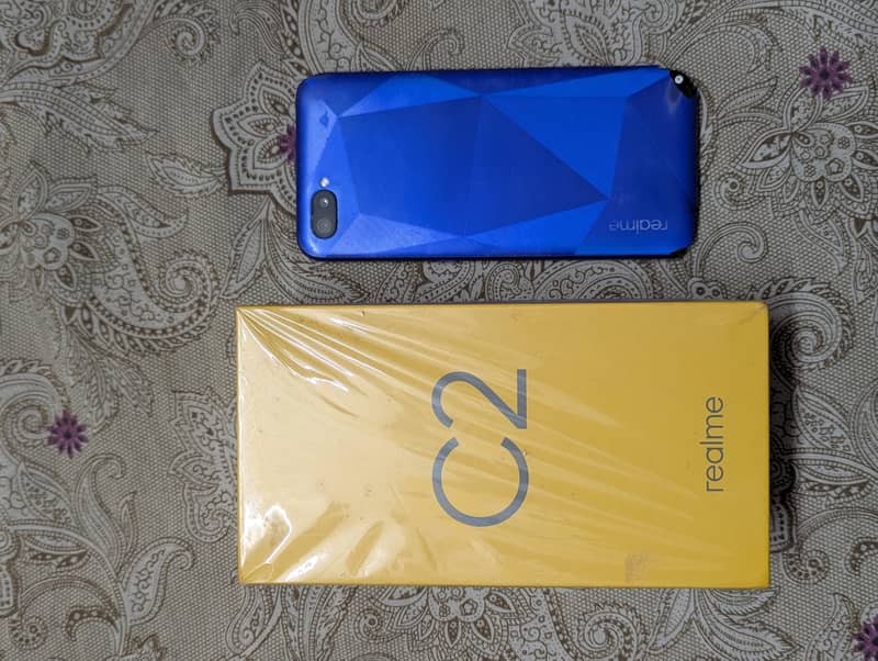 Realme C2 0