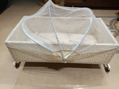 Baby cot/ Swing