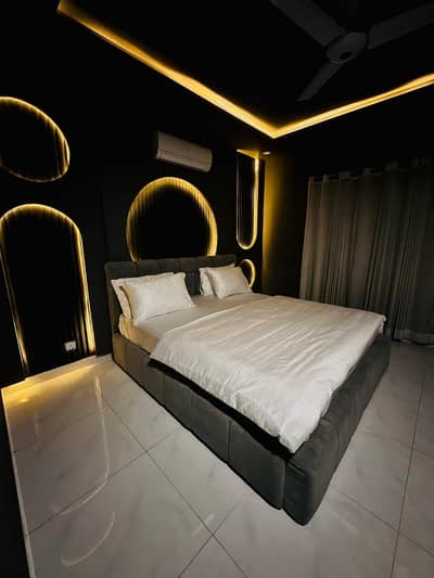 Luxury Studio Apartment Zameen Opal Raiwind Road Per Day Rent