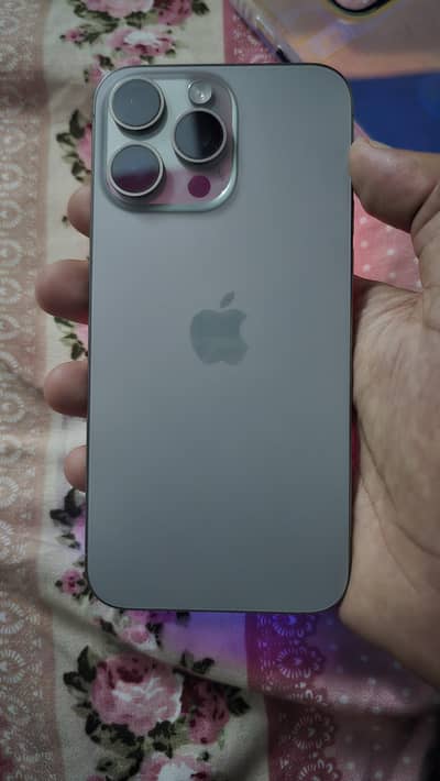 Apple iPhone 15 Pro Max MDM