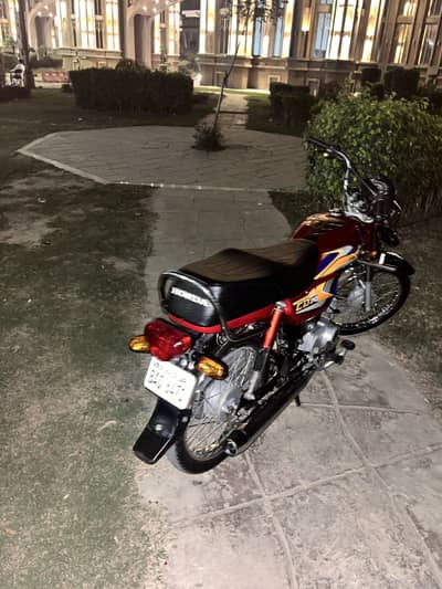 Cd 70 2025 model like brand new condition