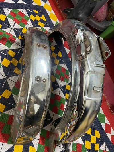 CD 70 Original used Mudguard Set