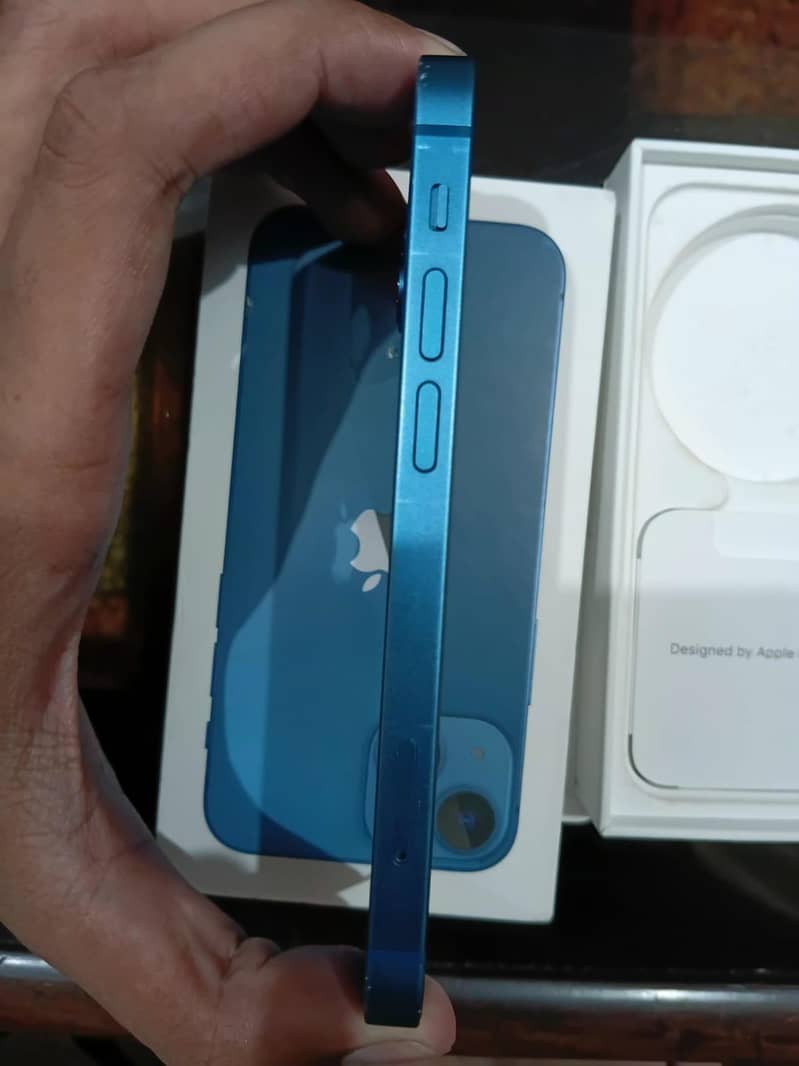 Apple iPhone 13 mini 2