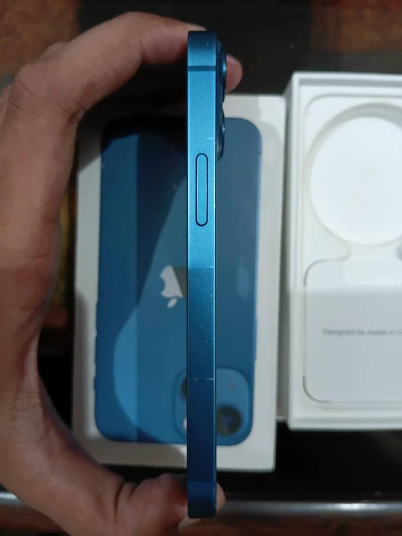 Apple iPhone 13 mini 3