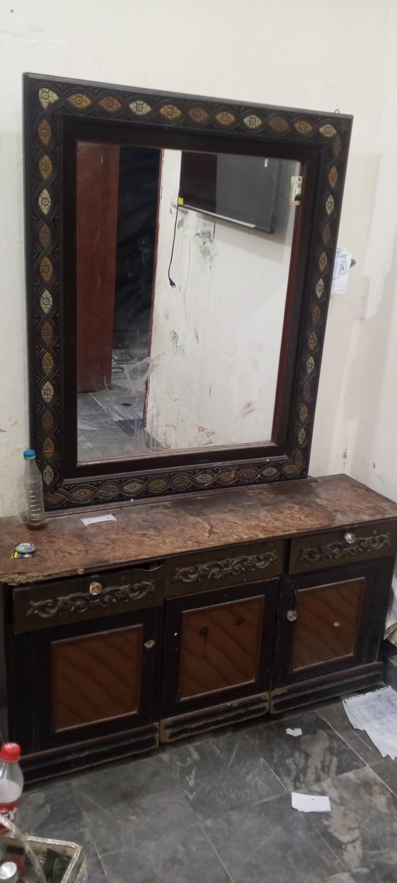 dressing table 1