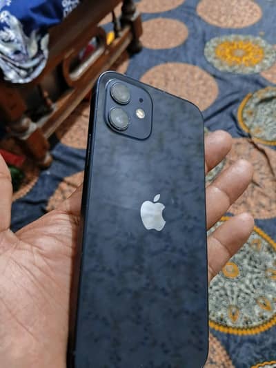 Apple iPhone 12