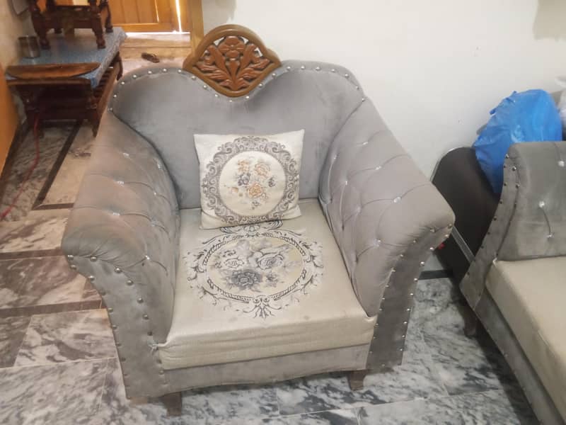 sofa sell 1