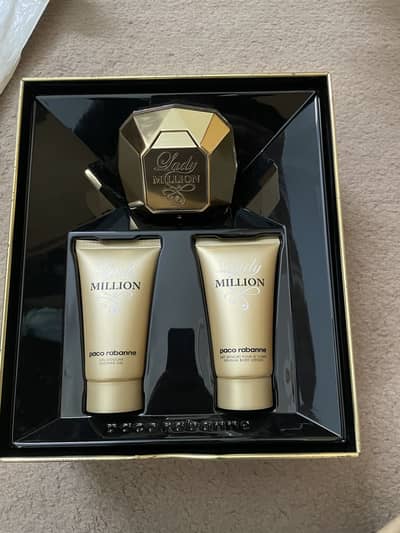 Lady million fragrance gift set
