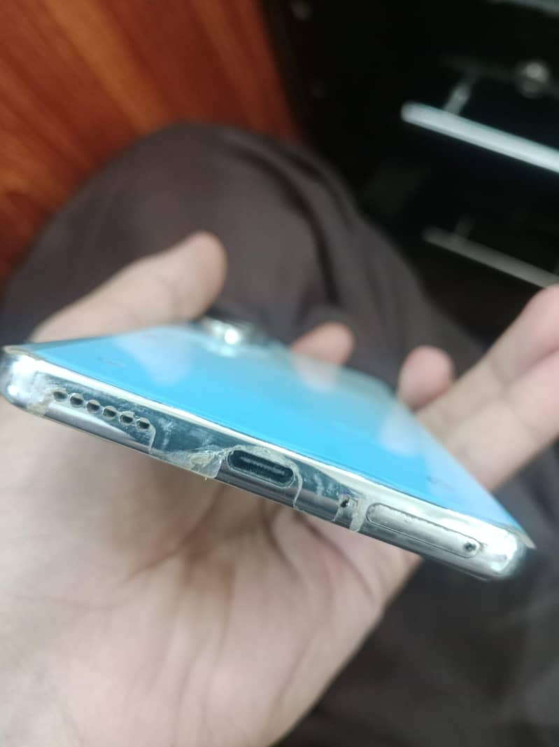 Tecno CAMON 40 Pro 0