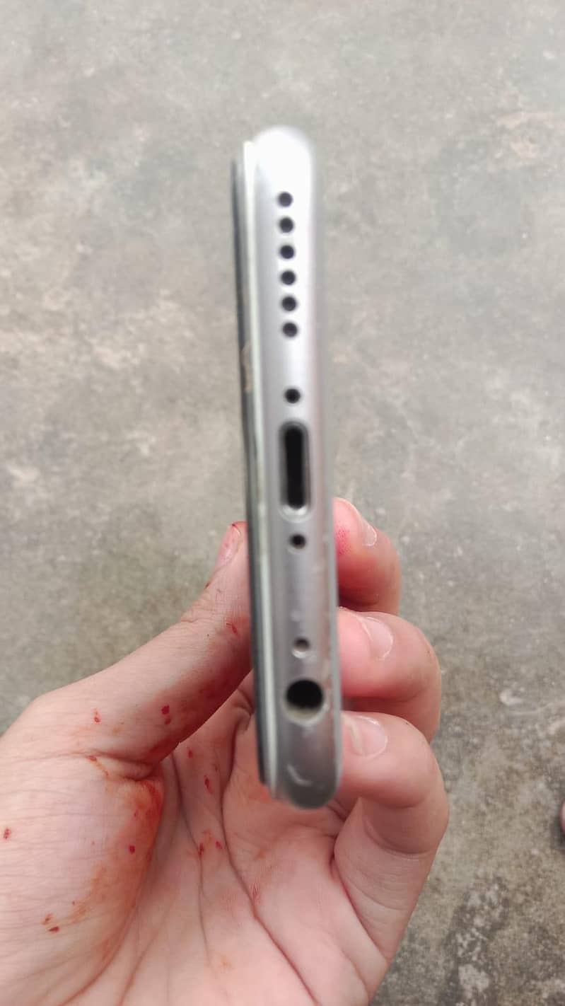 Apple iPhone 6S 2
