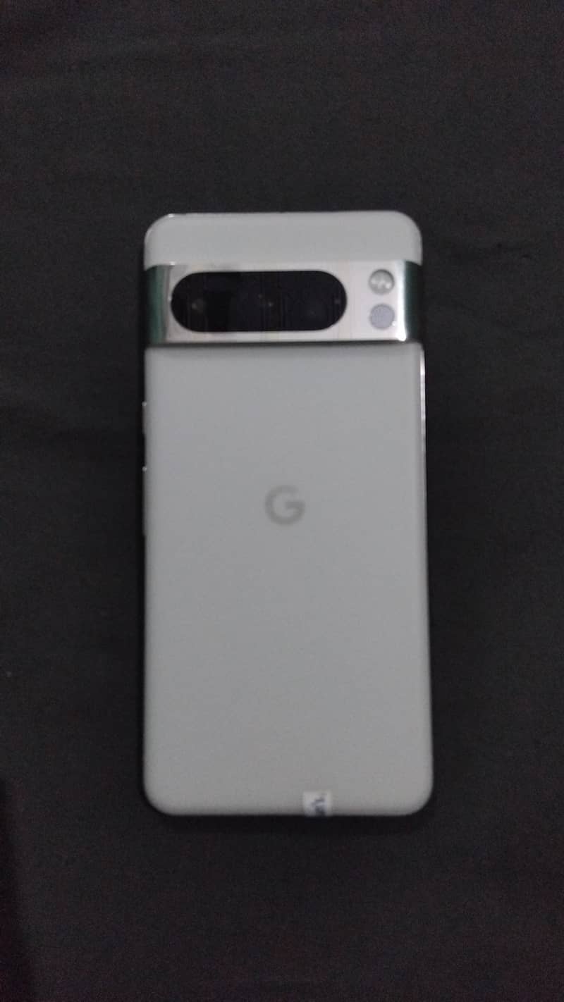 Google Pixel 8 Pro 3