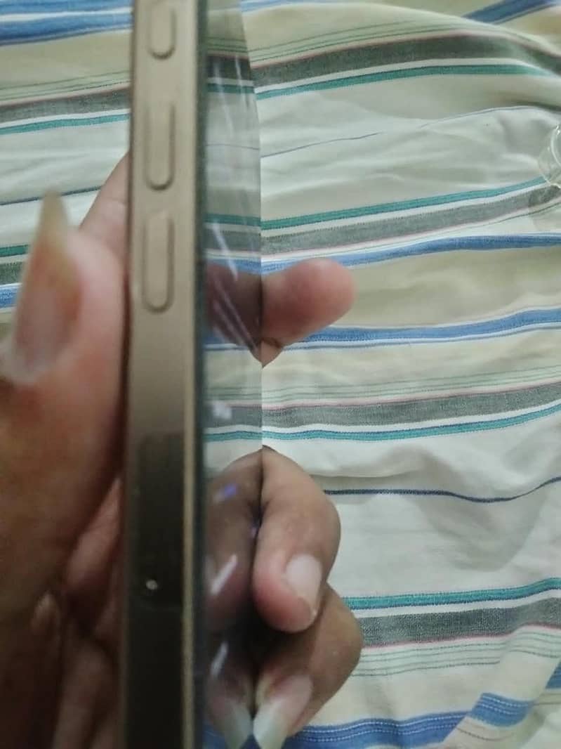 Iphone 16 pro max 2