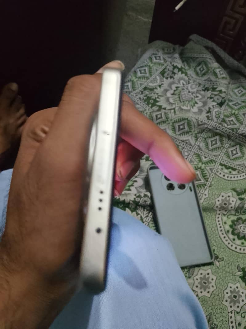 Tecno CAMON 30 2