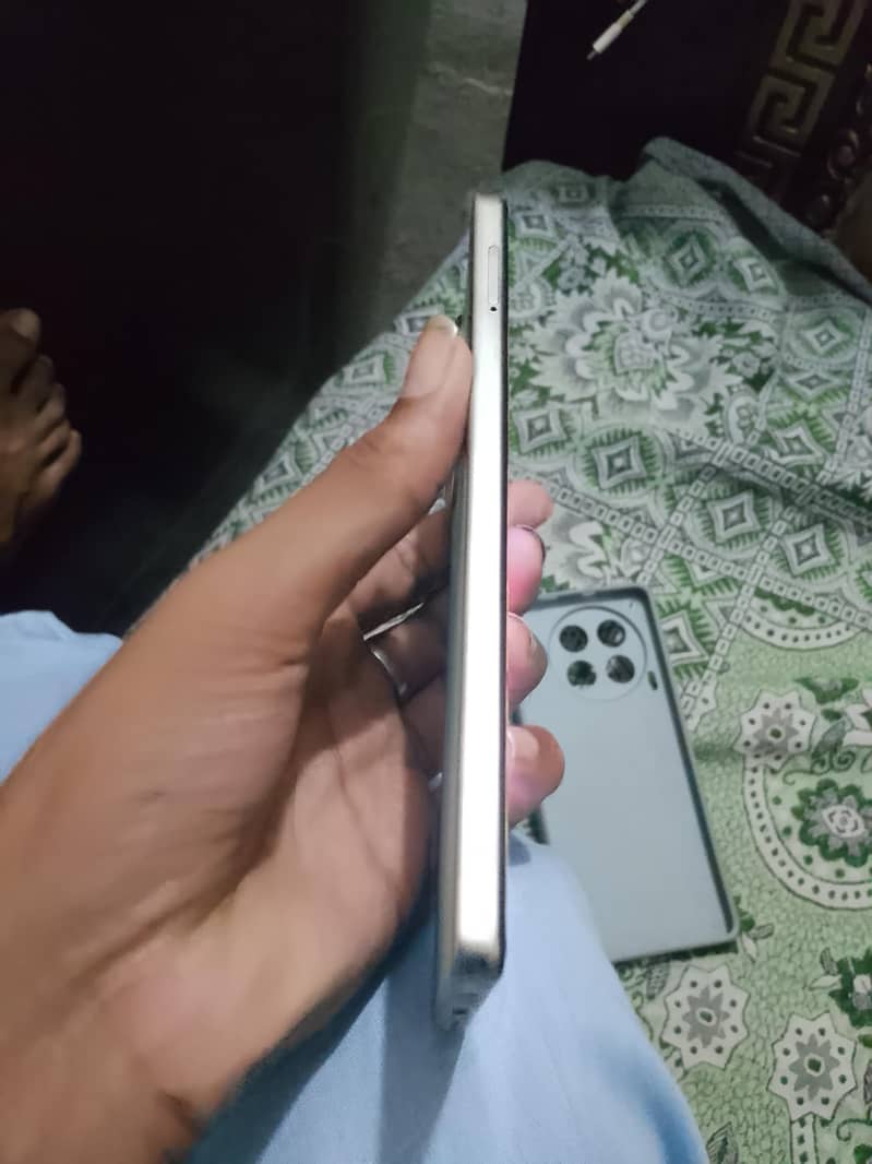 Tecno CAMON 30 3