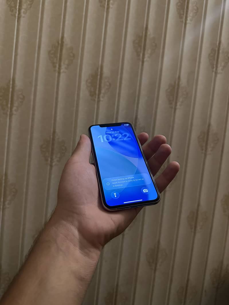 Apple iPhone 11 Pro 1