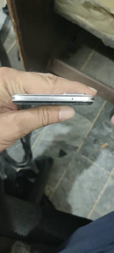 vivo v21