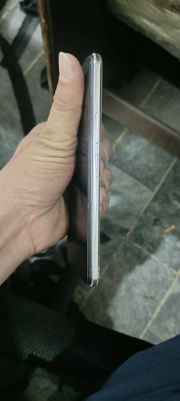 vivo v21 4