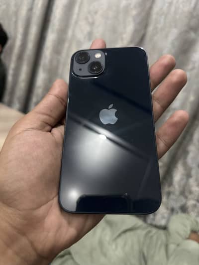 Apple iPhone 13