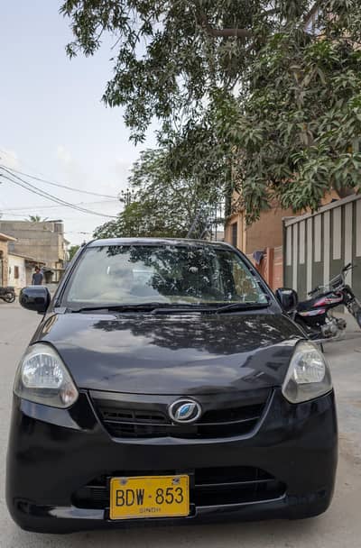 Daihatsu Mira 2012
