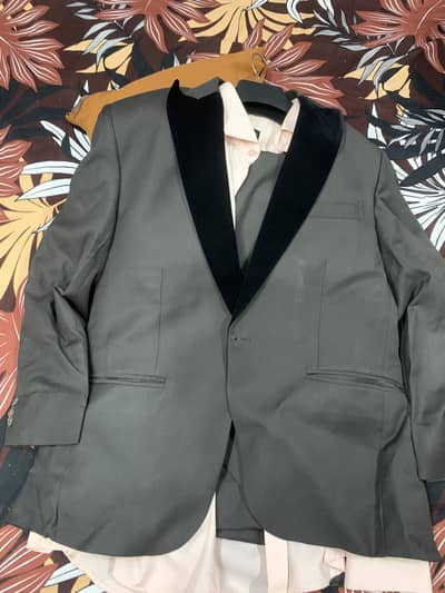 Pent coat