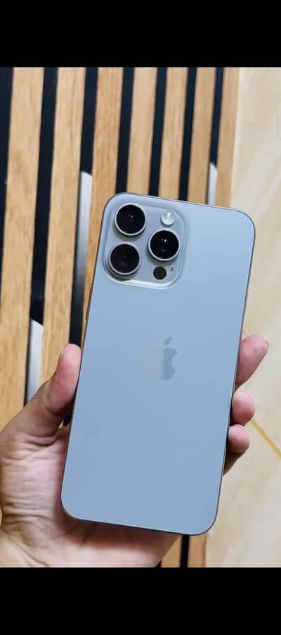 Apple iPhone 15 Pro Max