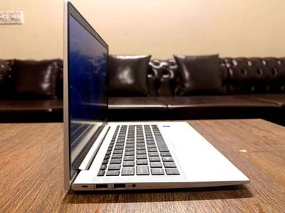 HP EliteBook 830 G8 - Barely Used, Clean, Touchscreen