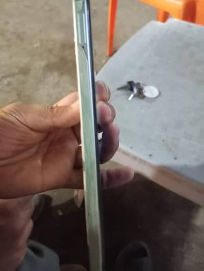Realme C63
