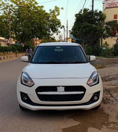 Suzuki Swift GLX 2022