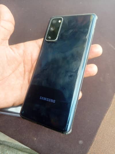 Samsung Mobile S20 FE non PTA hai exchange