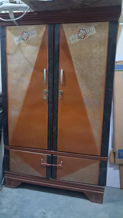 iron cubord