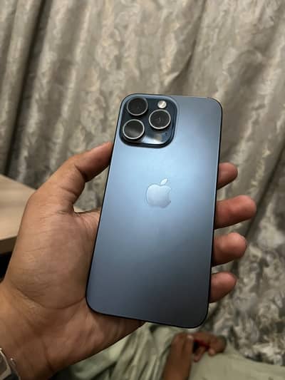 Apple iPhone 15 Pro Max