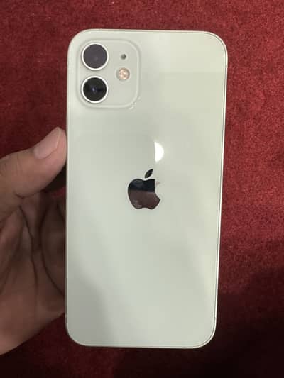 Apple iPhone 12