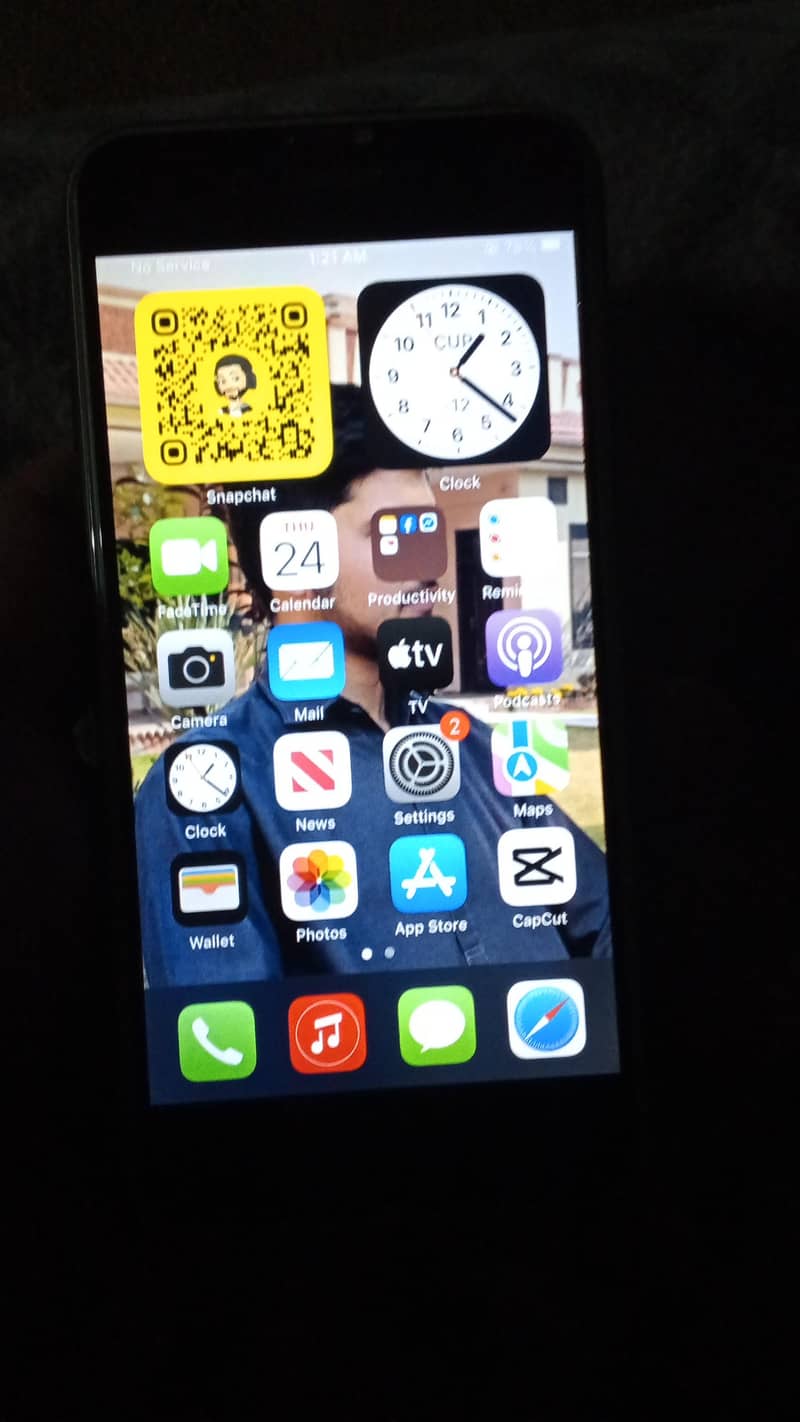 Apple iPhone 7 1