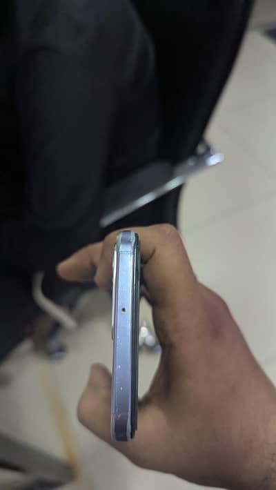 Vivo V27e