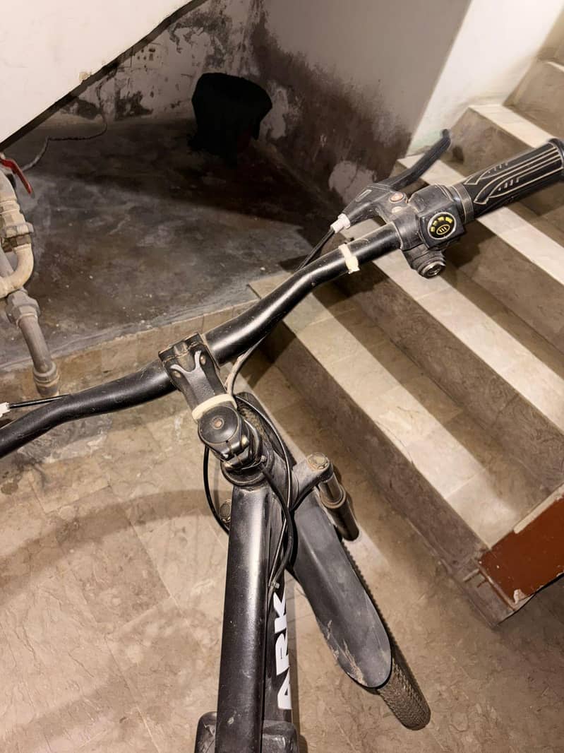Electric cycle 11