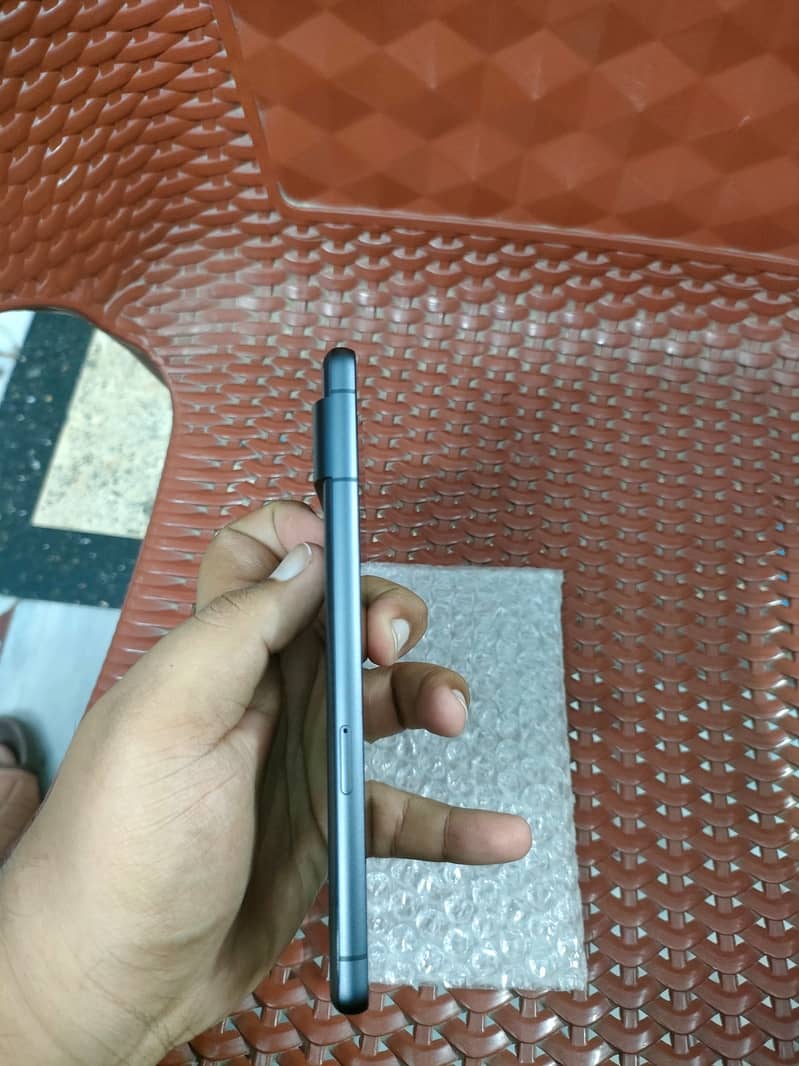 Google Pixel 7 4