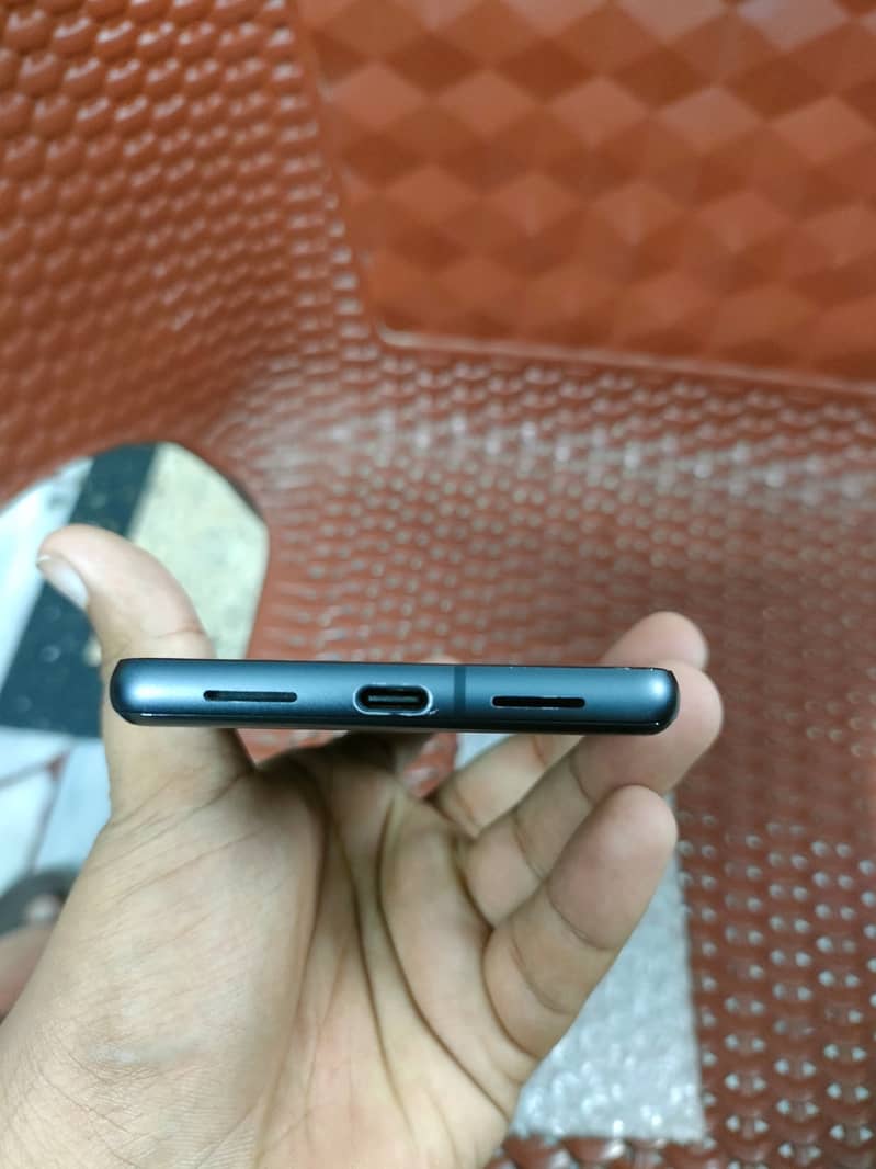 Google Pixel 7 5