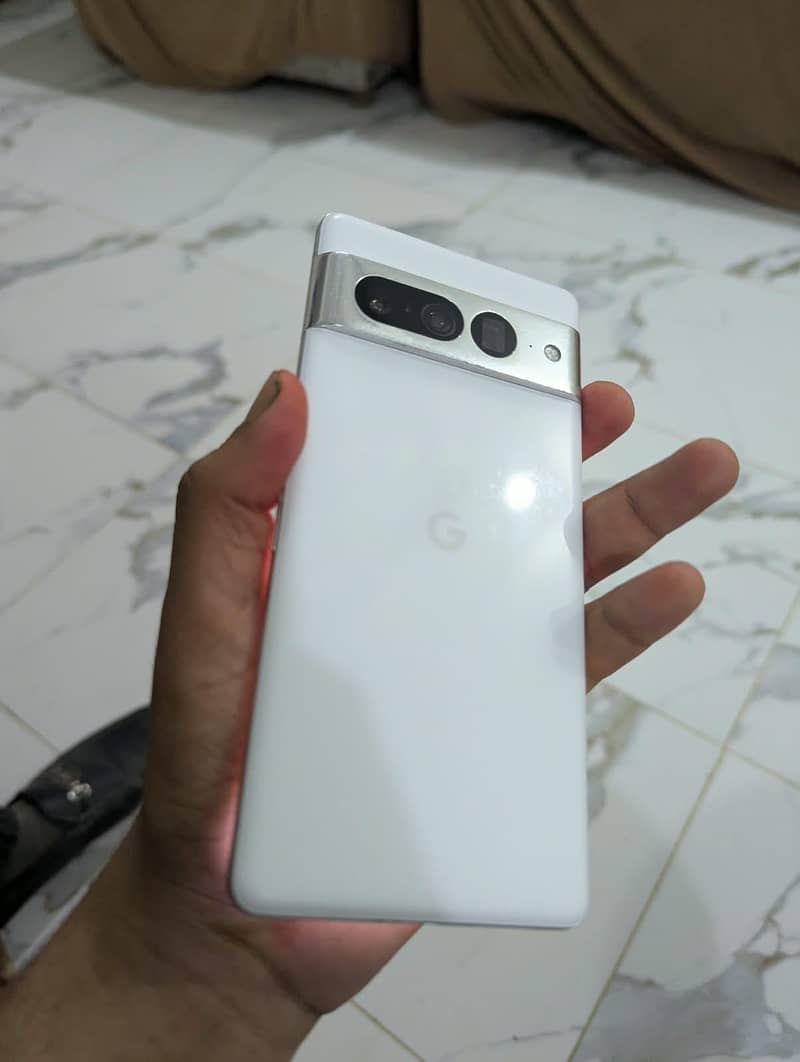 Google Pixel 7 Pro 2
