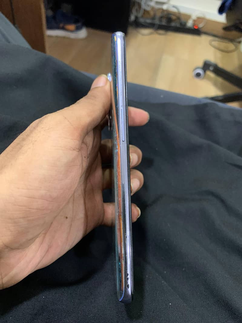 One Plus 9 5g 7